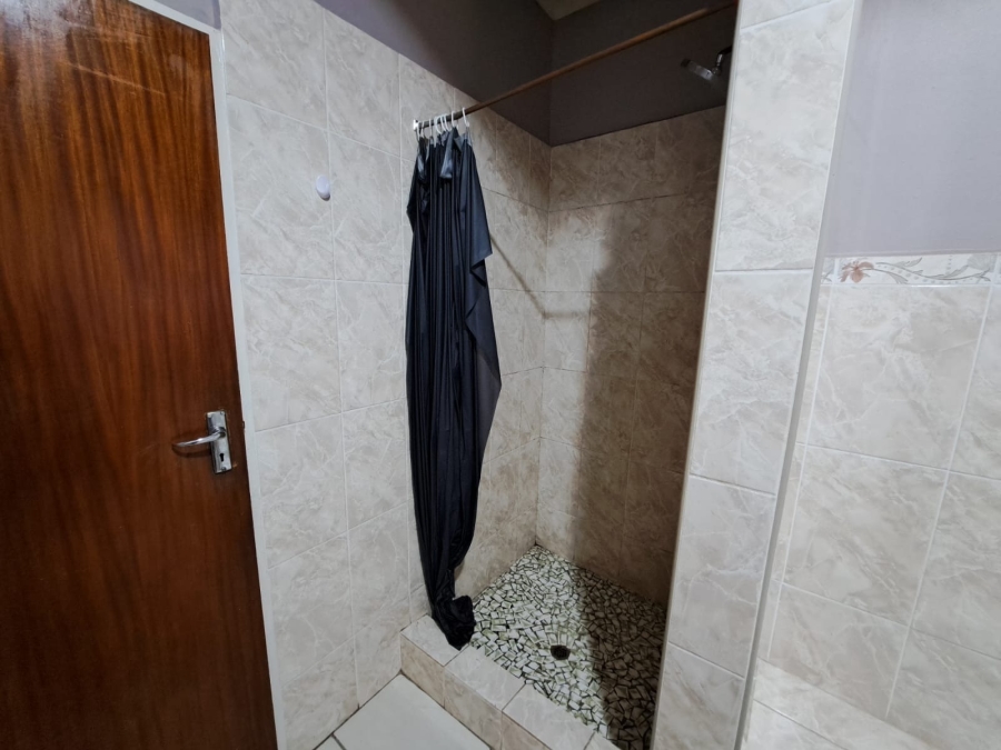 3 Bedroom Property for Sale in Safari Gardens North West